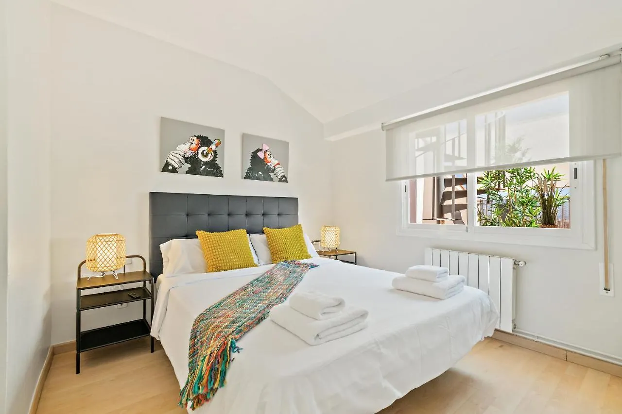 Tendency Apartments Sagrada Familia Penthouse 바르셀로나 0*,  스페인