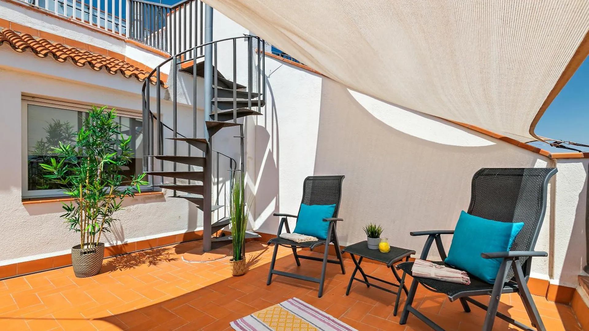 Tendency Apartments Sagrada Familia Penthouse location